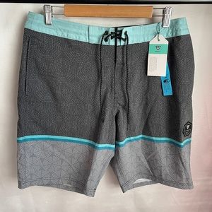 VISSLA Mens Swim Board Shorts 34